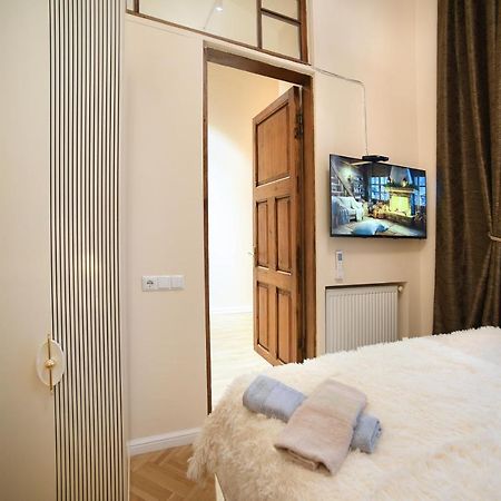 City Lux Hotel Tbilisi Ngoại thất bức ảnh