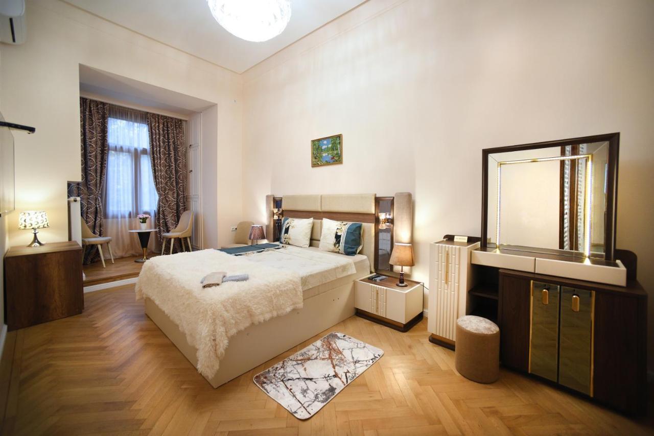 City Lux Hotel Tbilisi Ngoại thất bức ảnh