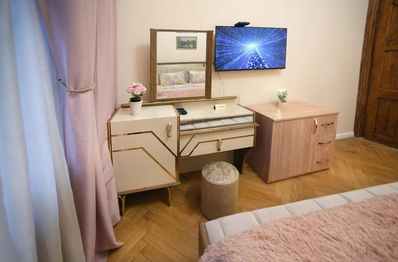 City Lux Hotel Tbilisi Ngoại thất bức ảnh